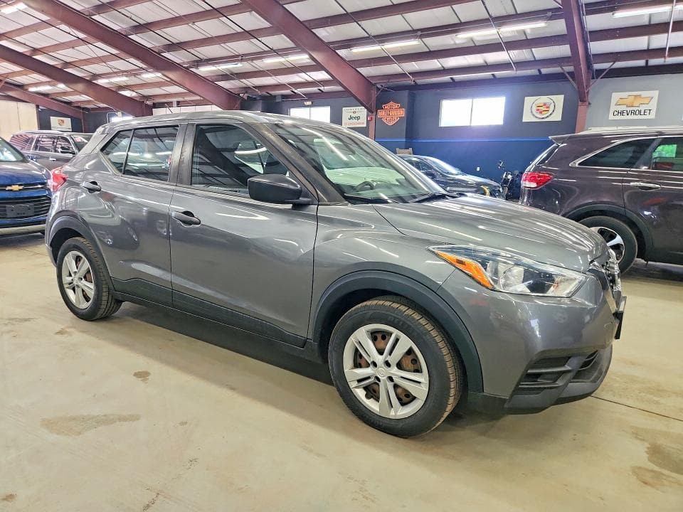 2020 NISSAN KICKS S S 4