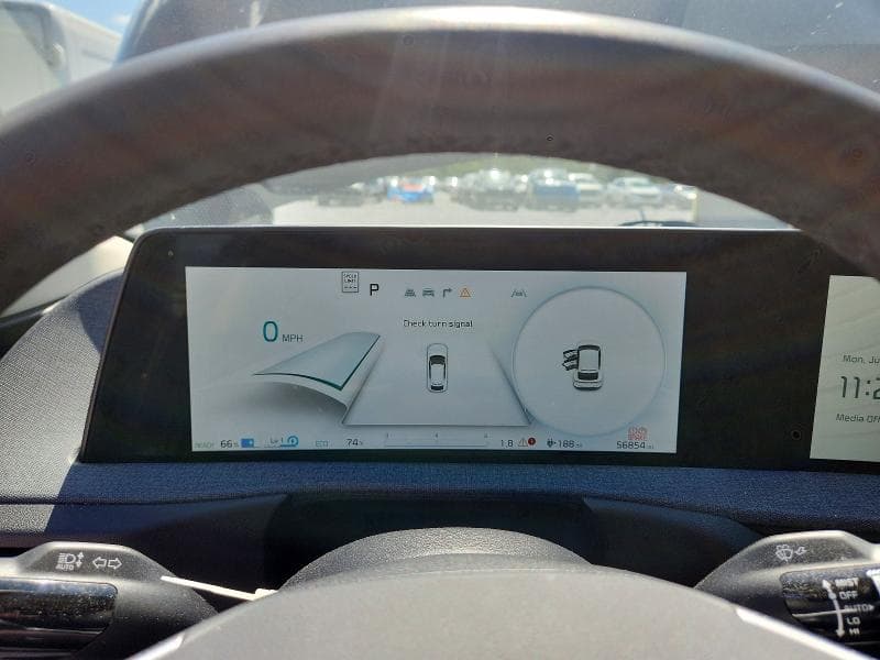 2022 KIA EV6 WIND 9