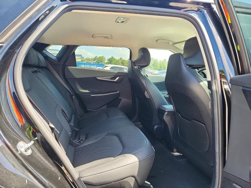 2022 KIA EV6 WIND 10