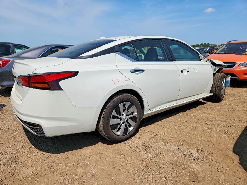 2019 NISSAN ALTIMA S 3