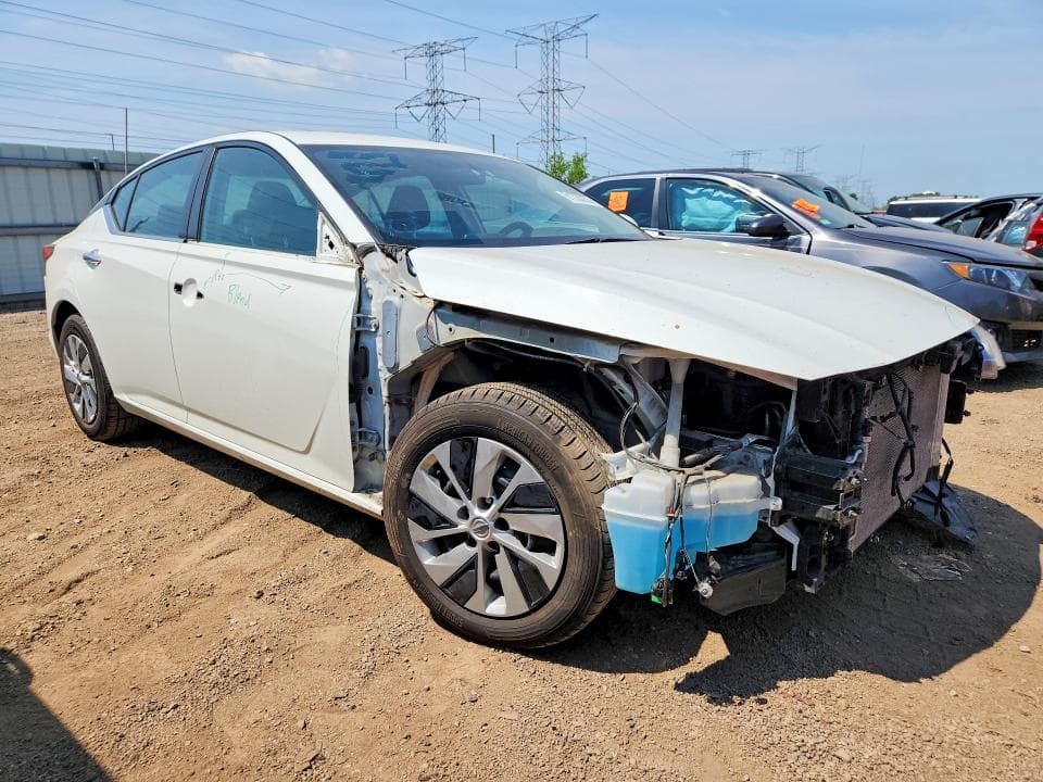 2019 NISSAN ALTIMA S 4