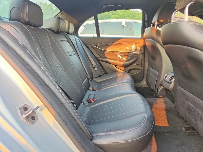 2019 MERCEDES-BENZ E 300 4MATIC 300 4MATIC 10