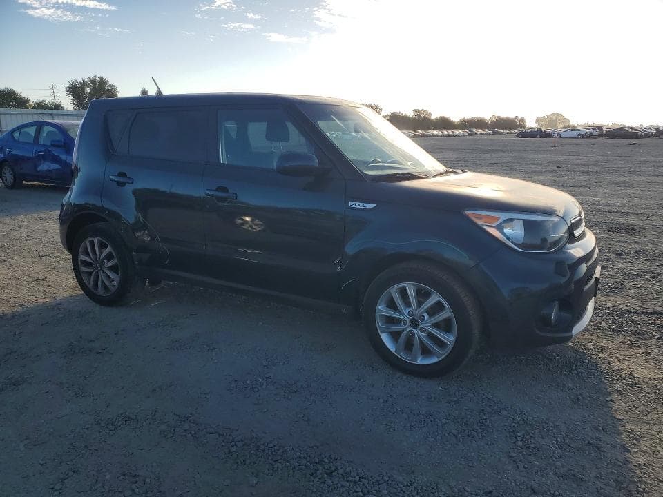 2017 KIA SOUL + 4