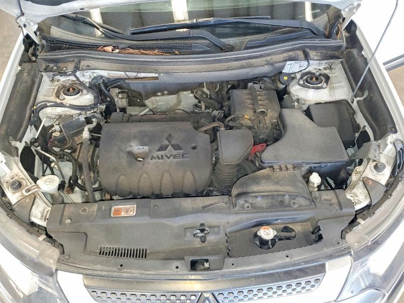 2019 MITSUBISHI OUTLANDER SE 12