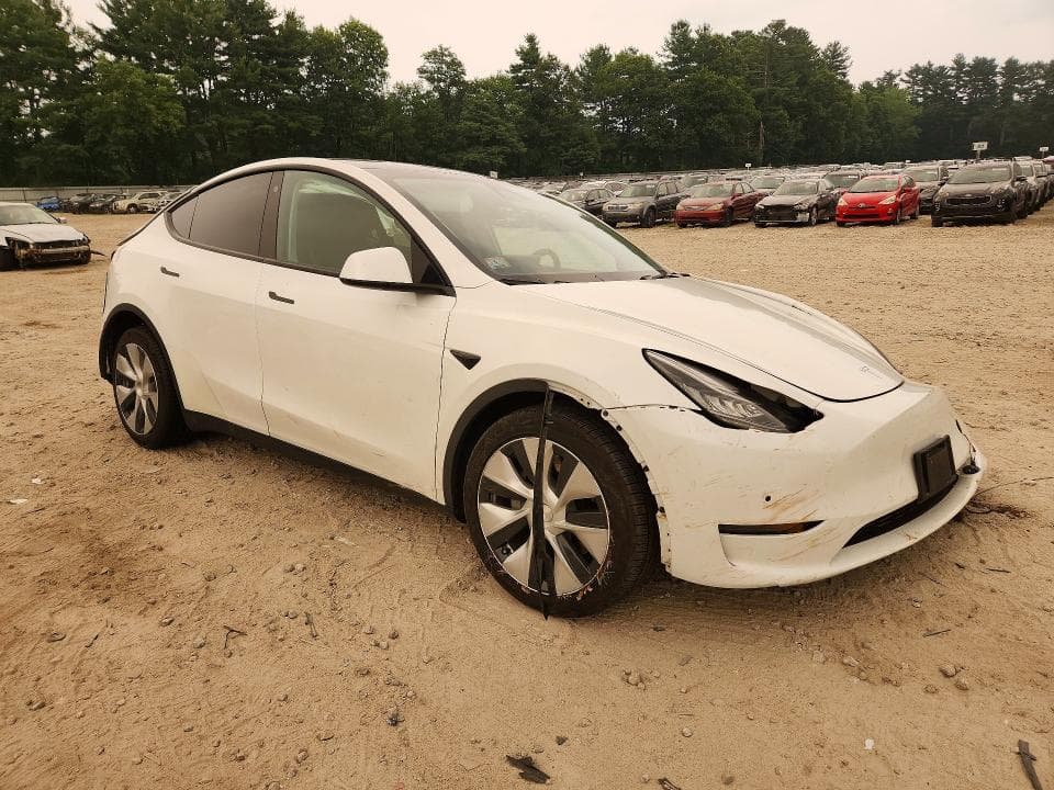 2022 TESLA MODEL Y 4