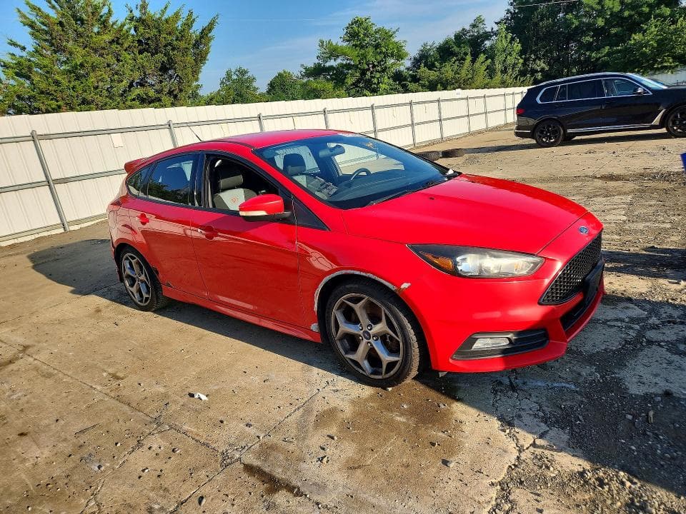 2017 FORD FOCUS ST 4