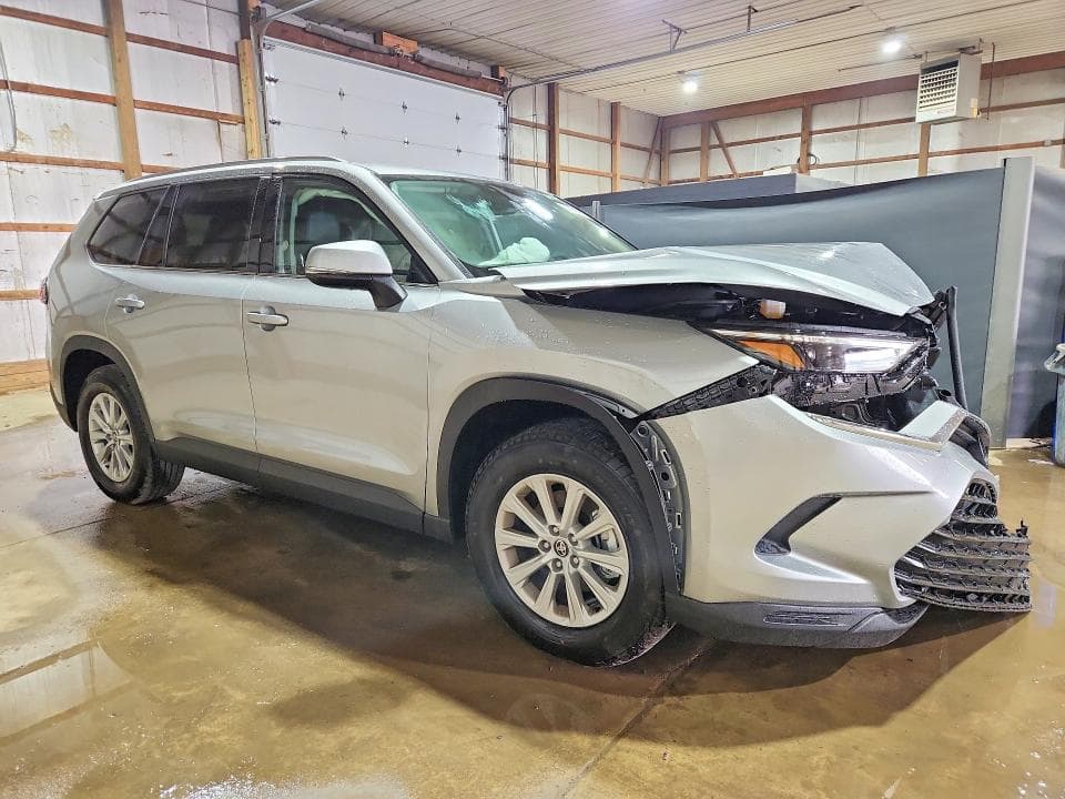 2026 TOYOTA GRAND HIGHLANDER XLE 4