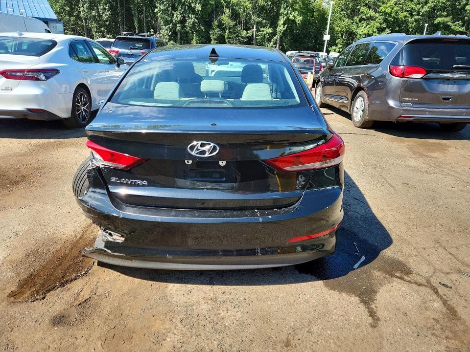 2017 HYUNDAI ELANTRA SE 6