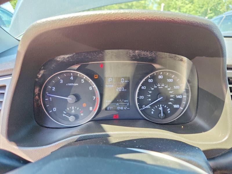 2017 HYUNDAI ELANTRA SE 9