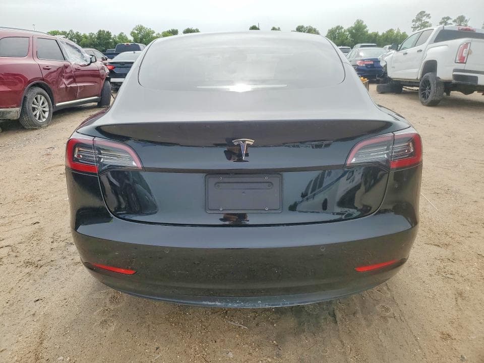 2022 TESLA MODEL 3 6