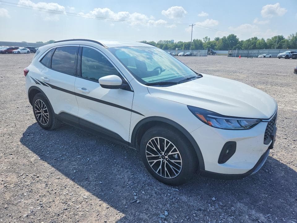 2023 FORD ESCAPE 4