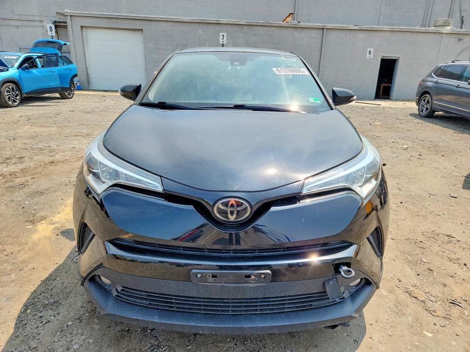 2018 TOYOTA C-HR XLE PREMIUM XLE PREMIUM 5