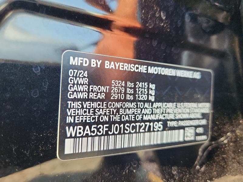 2025 BMW 530 XI 13