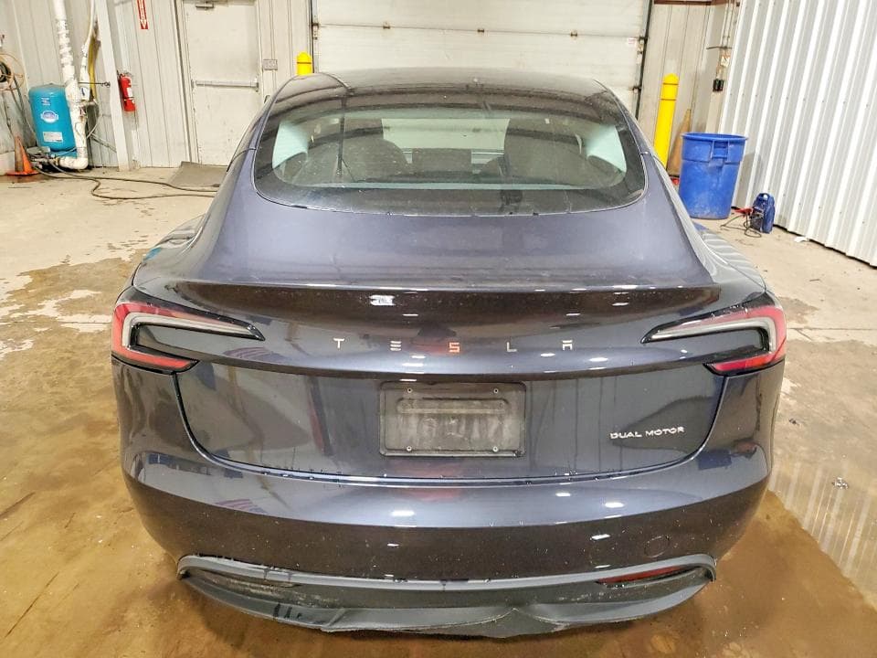 2024 TESLA MODEL 3 6
