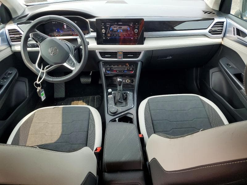 2025 VOLKSWAGEN TAOS SE SE 8