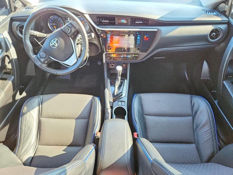 2018 TOYOTA COROLLA SE 8