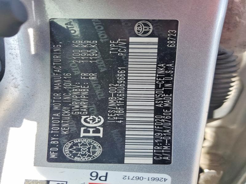 2017 TOYOTA CAMRY LE 12