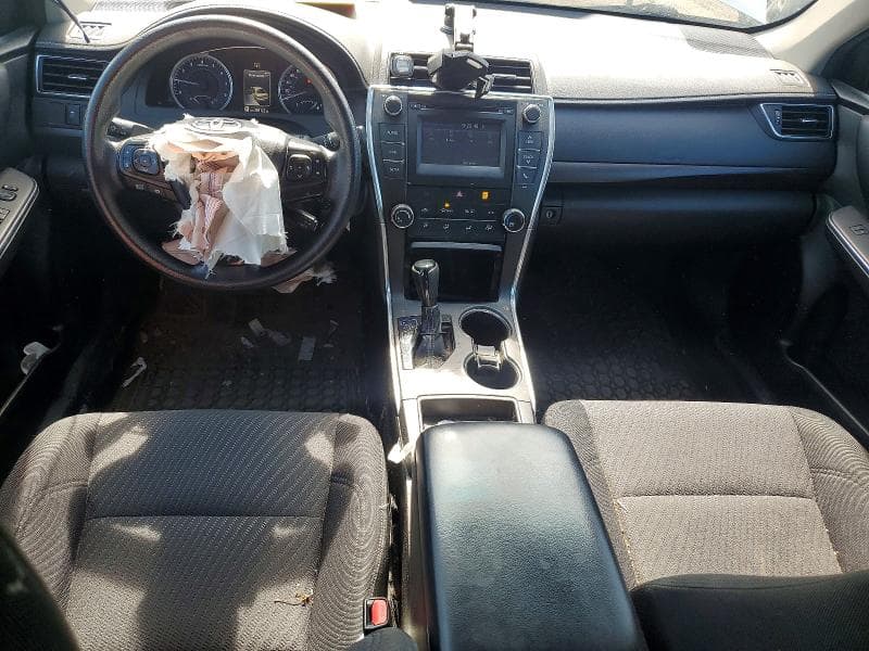 2017 TOYOTA CAMRY LE 8