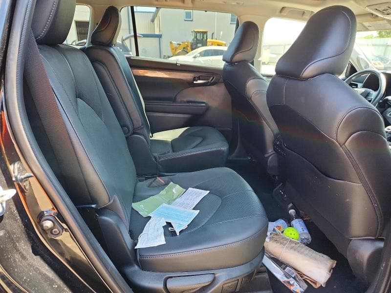 2021 TOYOTA HIGHLANDER PLATINUM 11
