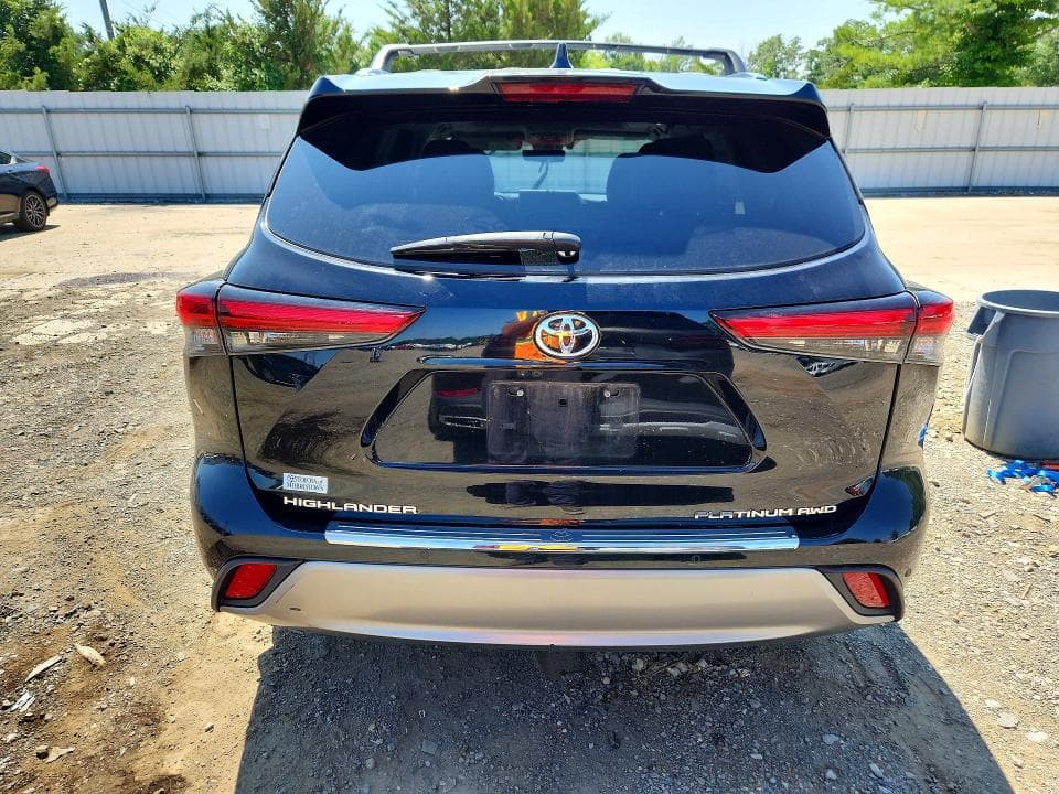 2021 TOYOTA HIGHLANDER PLATINUM 6