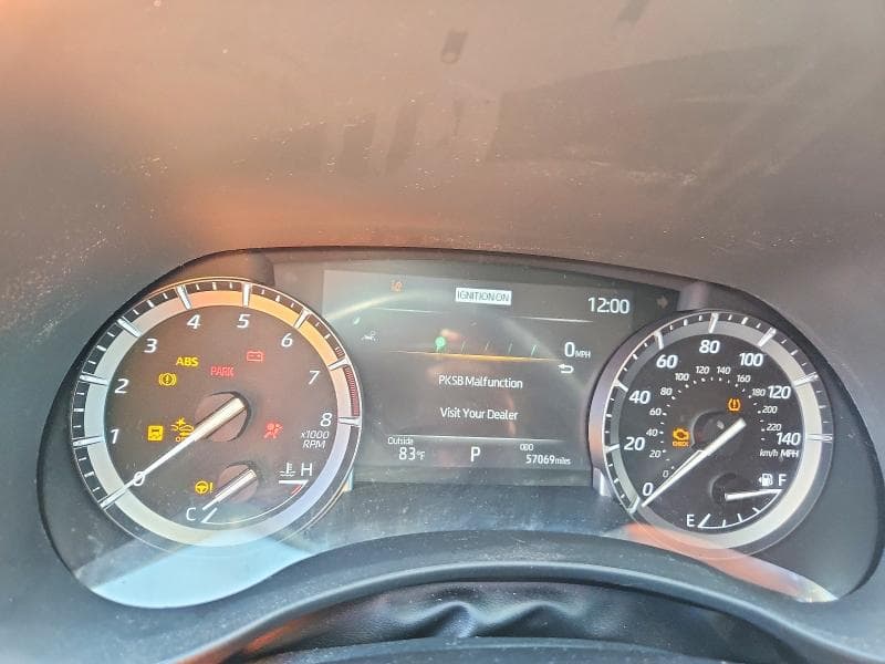 2021 TOYOTA HIGHLANDER PLATINUM 9