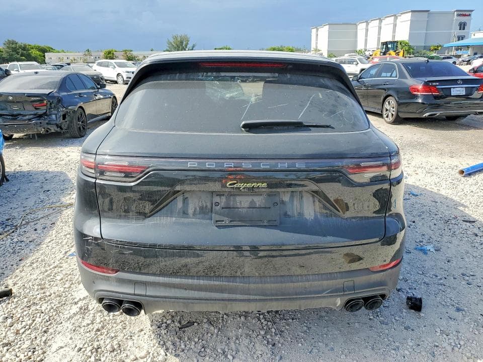 2023 PORSCHE CAYENNE E-HYBRID 6