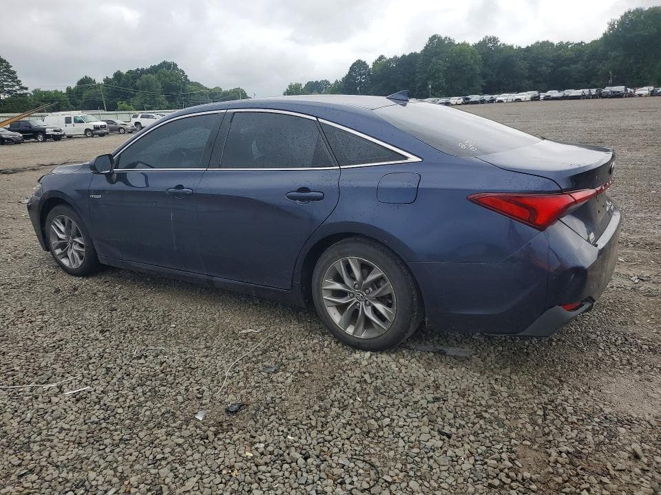 2020 TOYOTA AVALON XLE 2