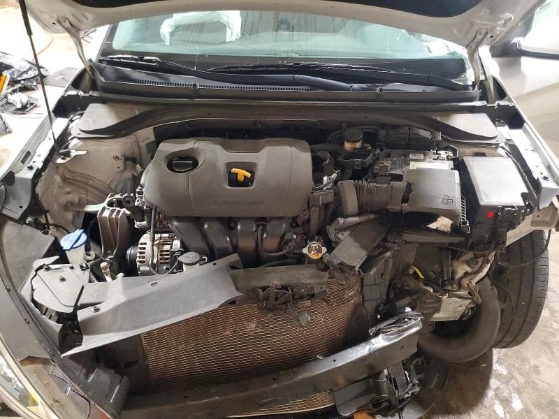 2020 HYUNDAI ELANTRA SEL 11