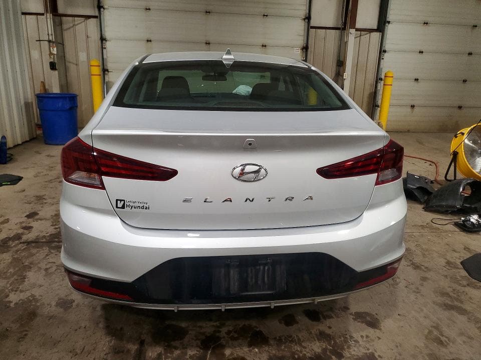2020 HYUNDAI ELANTRA SEL 6