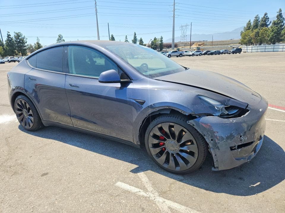 2021 TESLA MODEL Y 4