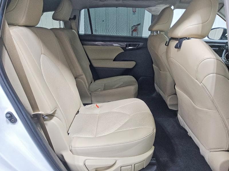 2025 TOYOTA HIGHLANDER HYBRID LIMITED 11