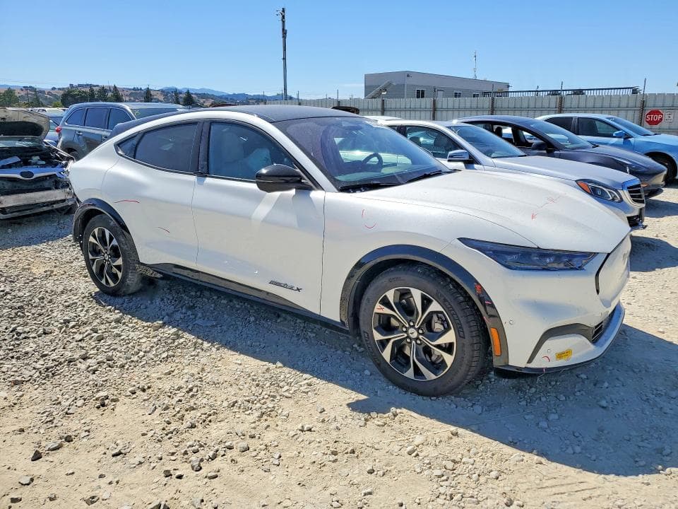 2021 FORD MUSTANG MACH-E PREMIUM 4