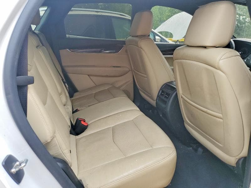 2017 CADILLAC XT5 LUXURY 11