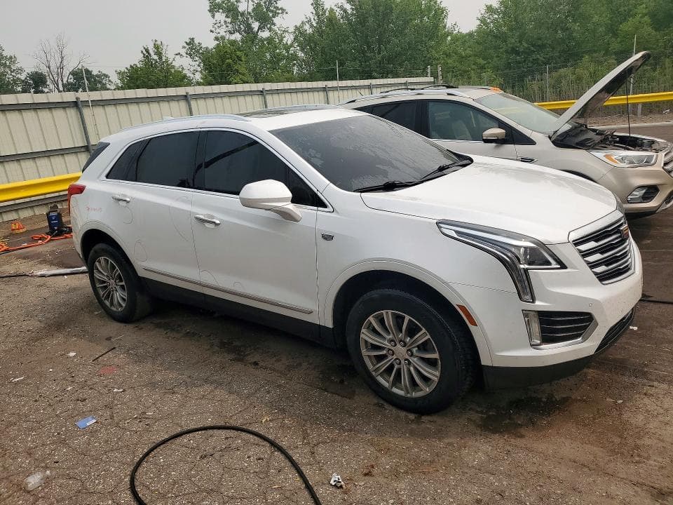 2017 CADILLAC XT5 LUXURY 4