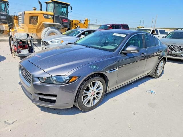 2017 JAGUAR XE PREMIUM - 1