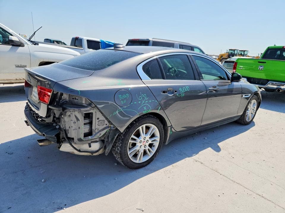 2017 JAGUAR XE PREMIUM 3