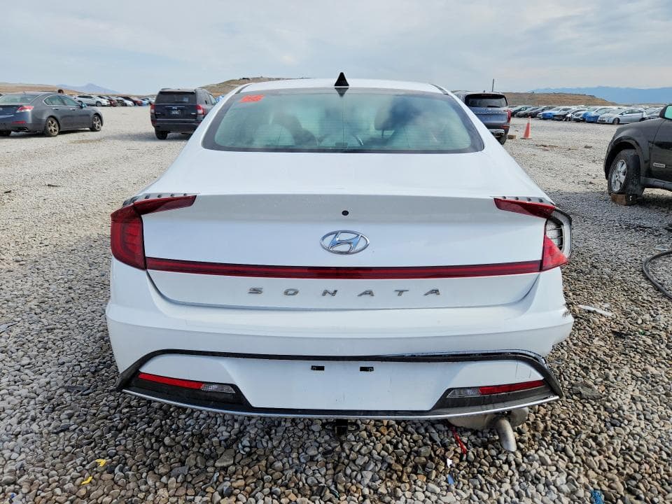 2022 HYUNDAI SONATA SE SE 6