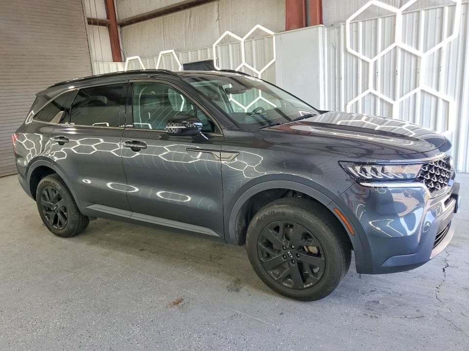 2021 KIA SORENTO S 4