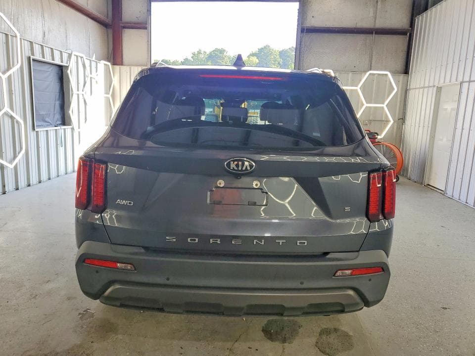 2021 KIA SORENTO S 6