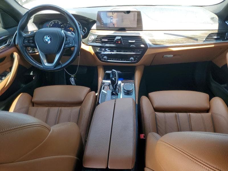 2019 BMW 540 I 8