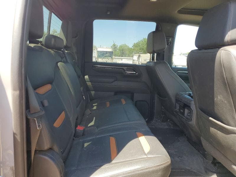 2025 GMC SIERRA K2500 AT4 10