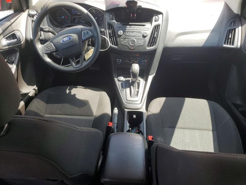 2017 FORD FOCUS SE 8