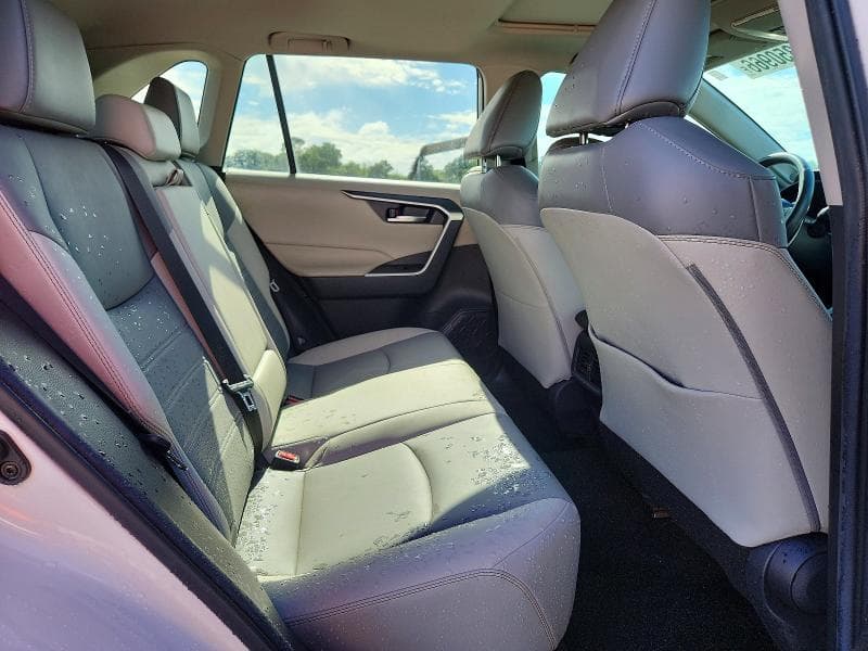 2021 TOYOTA RAV4 XLE PREMIUM 11