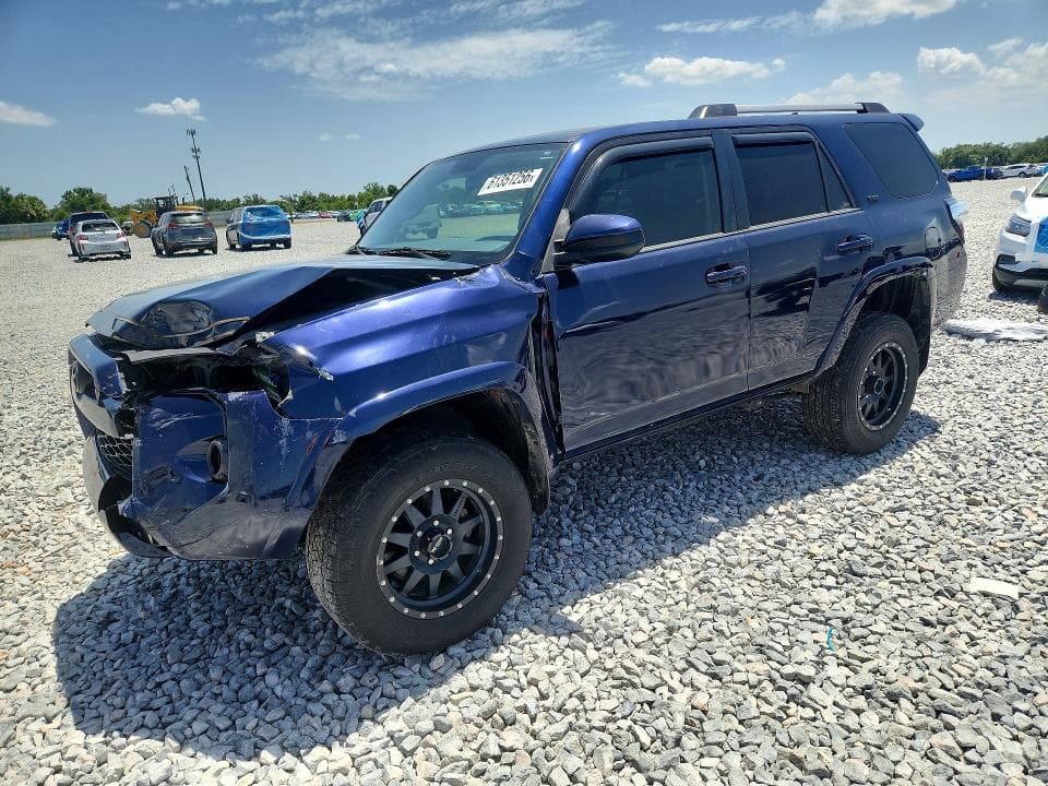 2019 TOYOTA 4RUNNER SR5 - 1