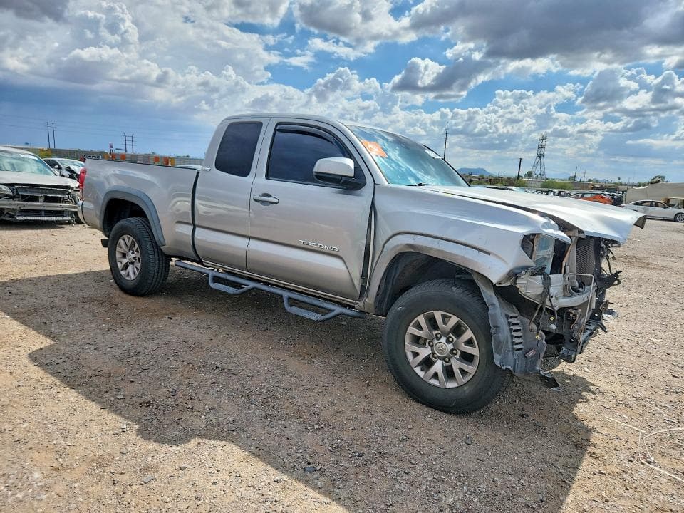 2018 TOYOTA TACOMA SR5 4