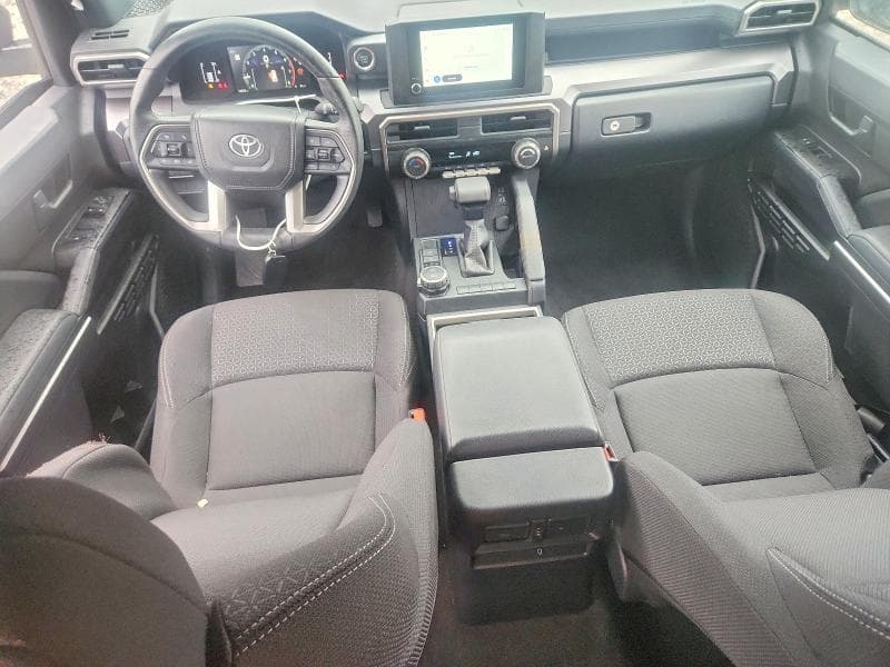 2025 TOYOTA 4RUNNER SR5 8