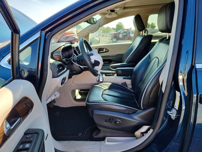 2022 CHRYSLER PACIFICA LIMITED 7