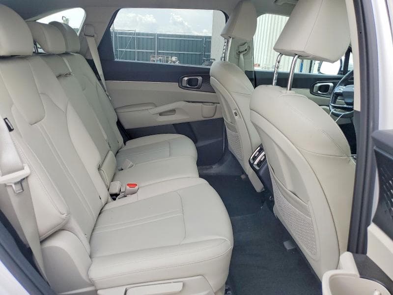 2026 KIA SORENTO EX 11