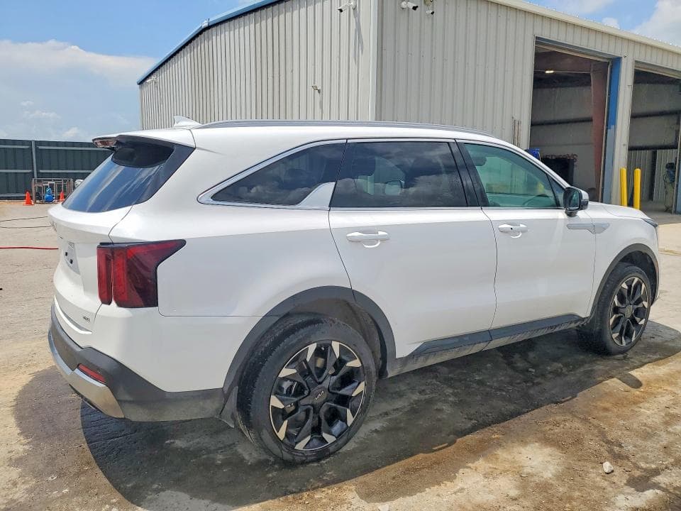 2026 KIA SORENTO EX 3