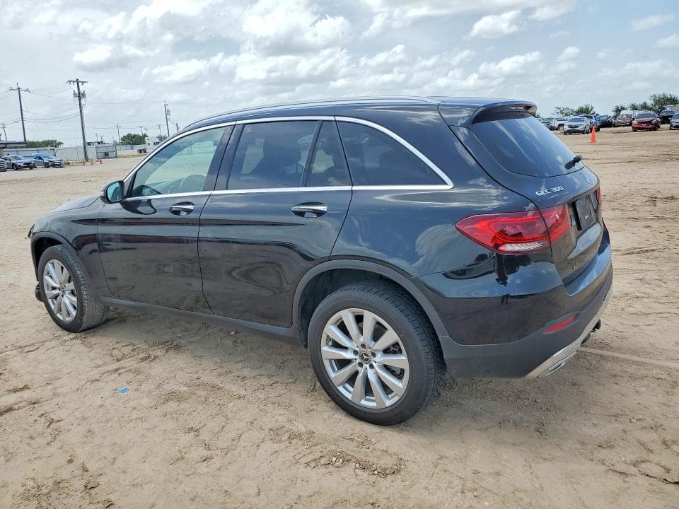 2020 MERCEDES-BENZ GLC 300 2